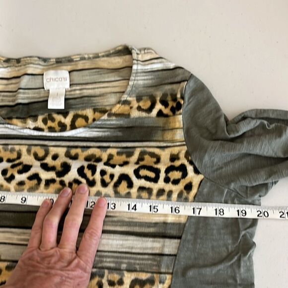 Chico’s Brie Cheetah Stripe Knit Top Green Size 1 - Picture 7 of 10